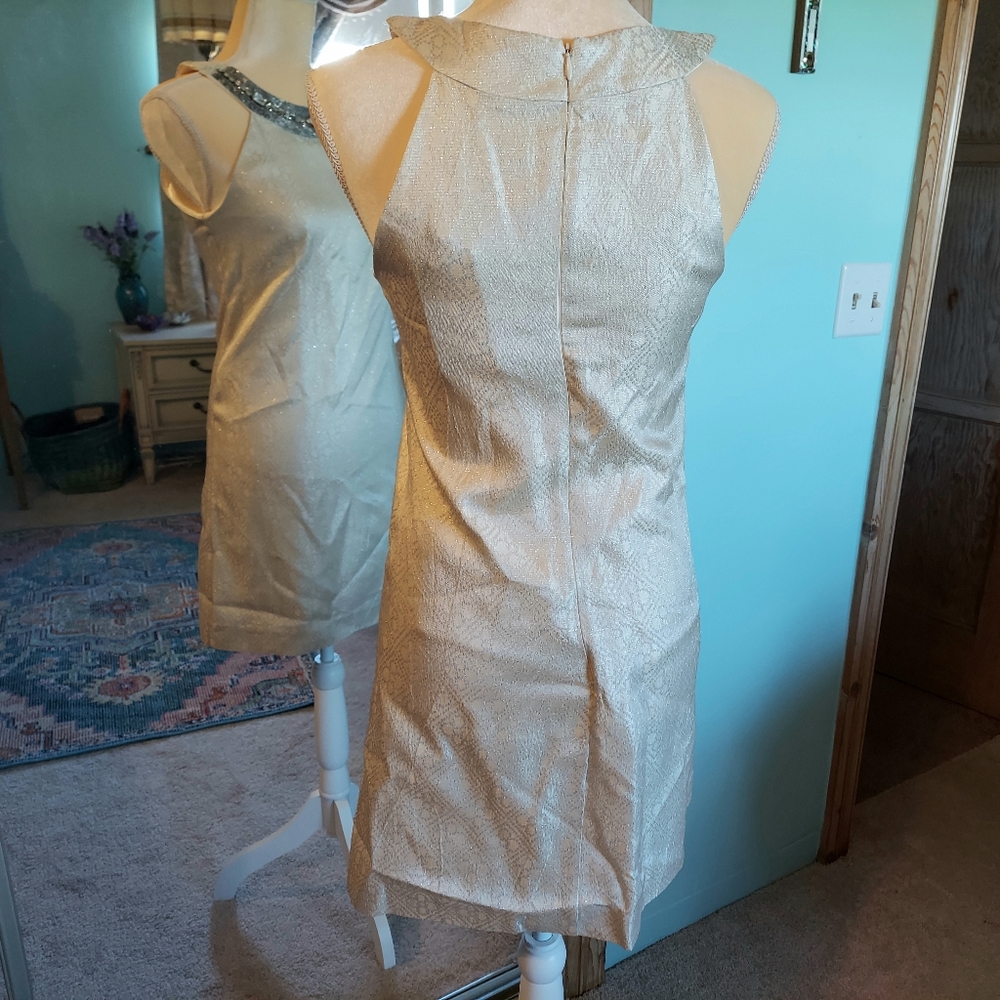 Vintage 60s Style Ivory Metallic Dress - Picture 4 of 11